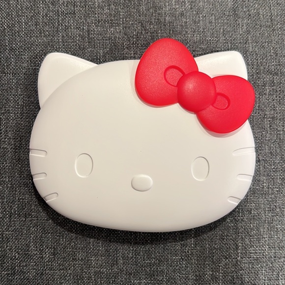 Hello Kitty Kawaii compact mirror new in box - Picture 3 of 5